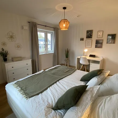 Zentrale Und Komfortable 